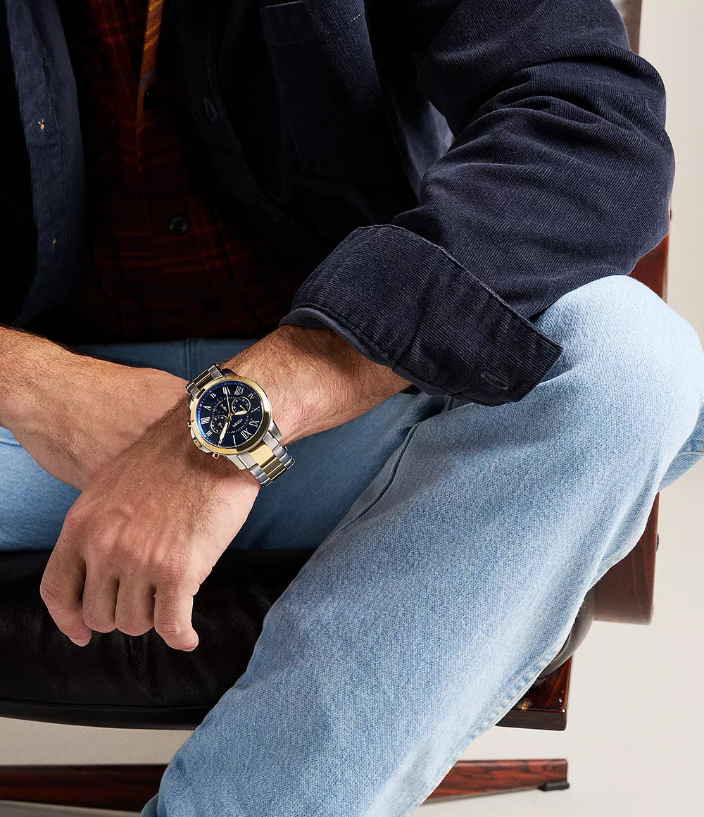 https://fossil.scene7.com/is/image/FossilPartners/FS6132_onmodel?$sfcc_onmodel_xlarge$