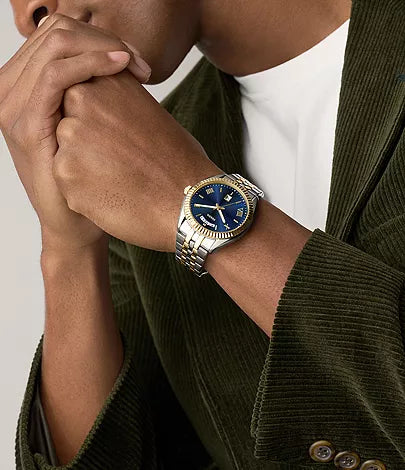 https://fossil.scene7.com/is/image/FossilPartners/FS6141_onmodel?$sfcc_onmodel_large$