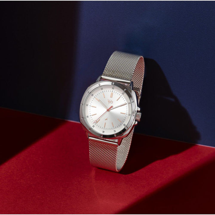 Fastrack Vyb Pioneer Quartz Analog Silver Dial Silver Metal Strap Watch For Guys FV30014SM01W