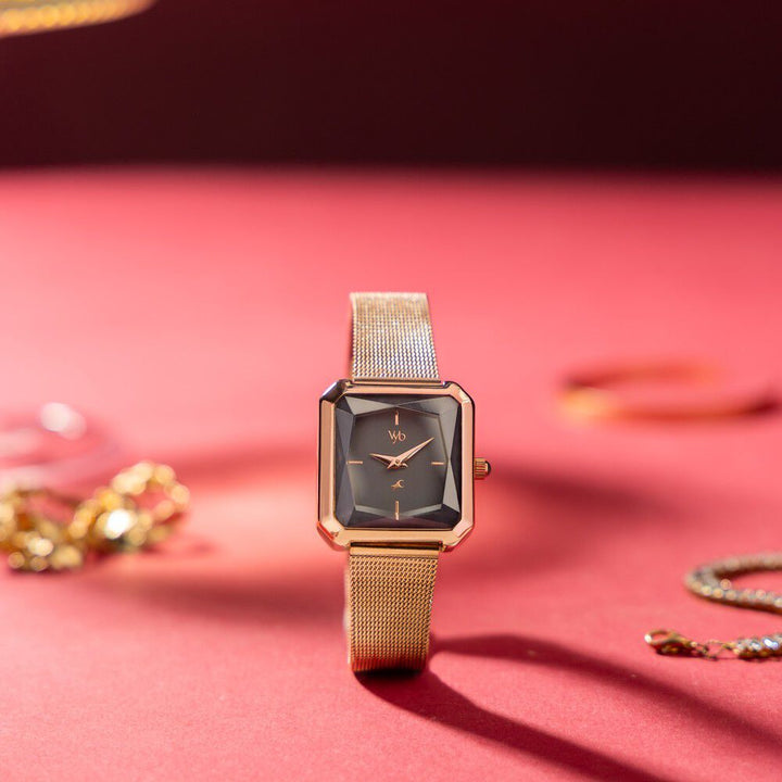 Fastrack Vyb Flare Quartz Analog Grey Dial Stainless Steel Strap Watch for Girls FV60036WM01W