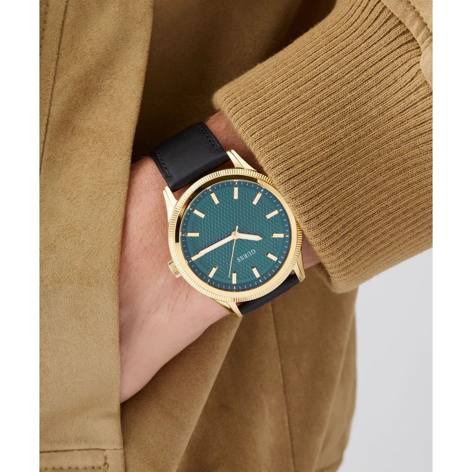 GUESS Mens Black Gold Tone Analog Watch GW0846G1