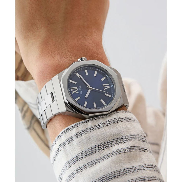 GUESS Mens Silver Tone Analog Watch GW0849G1