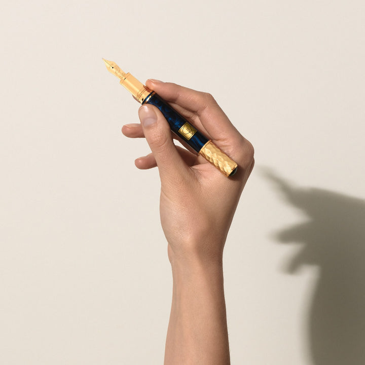 Montblanc Masters of Art Homage to Gustav Klimt Limited Edition 4810 Fountain Pen M MB130225M