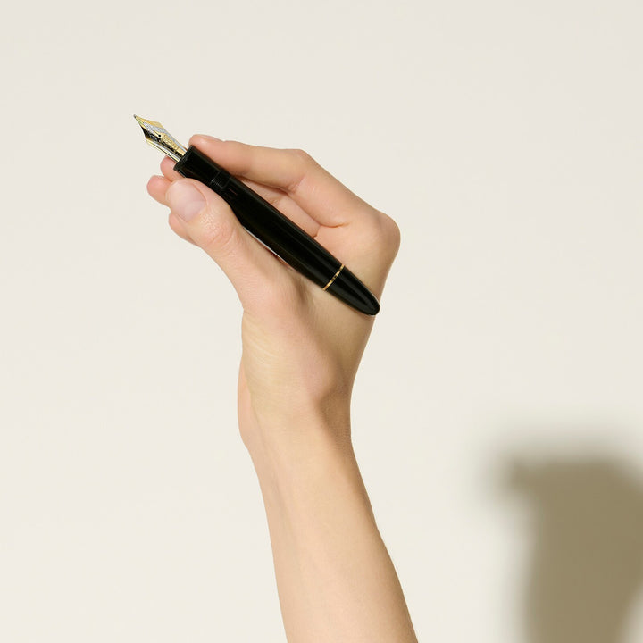 Montblanc Meisterstück Gold-Coated 149 Fountain Pen (F) MB132112