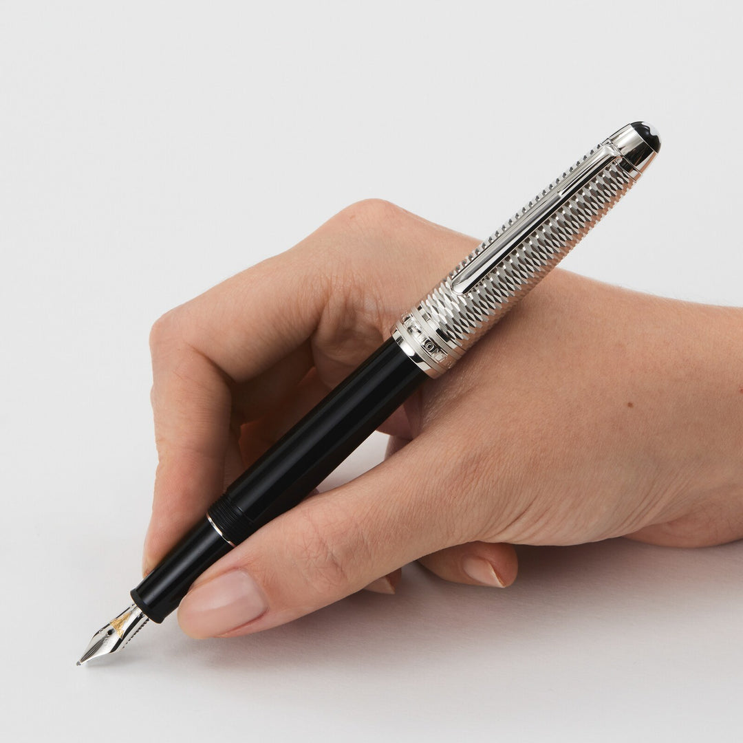 Montblanc Meisterstück Doué Geometry Classique Fountain Pen (F) MB132500