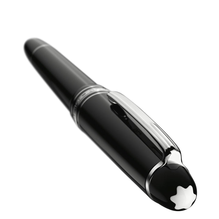 Montblanc Meisterstück Classique Fountain Pen MB132583