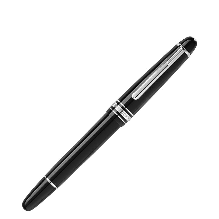 Montblanc Meisterstück Classique Fountain Pen MB132584