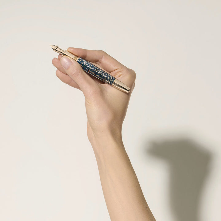 Montblanc Meisterstück Romeo &amp; Juliet Solitaire LeGrand Fountain Pen MB132929