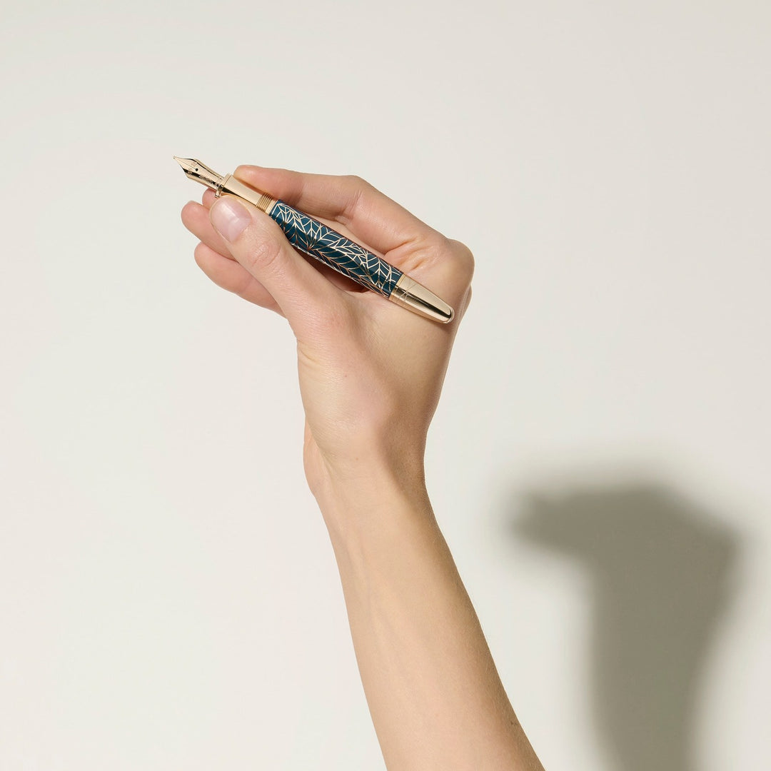 Montblanc Meisterstück Romeo &amp; Juliet Solitaire LeGrand Fountain Pen MB132930M