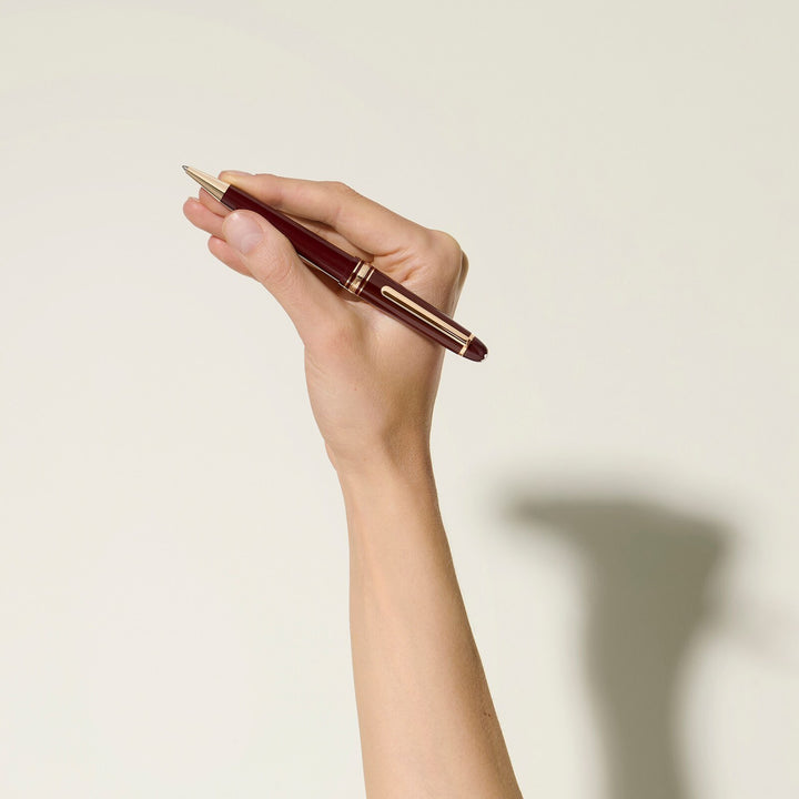 Montblanc Meisterstück Burgundy Red Midsize Ballpoint MB133005