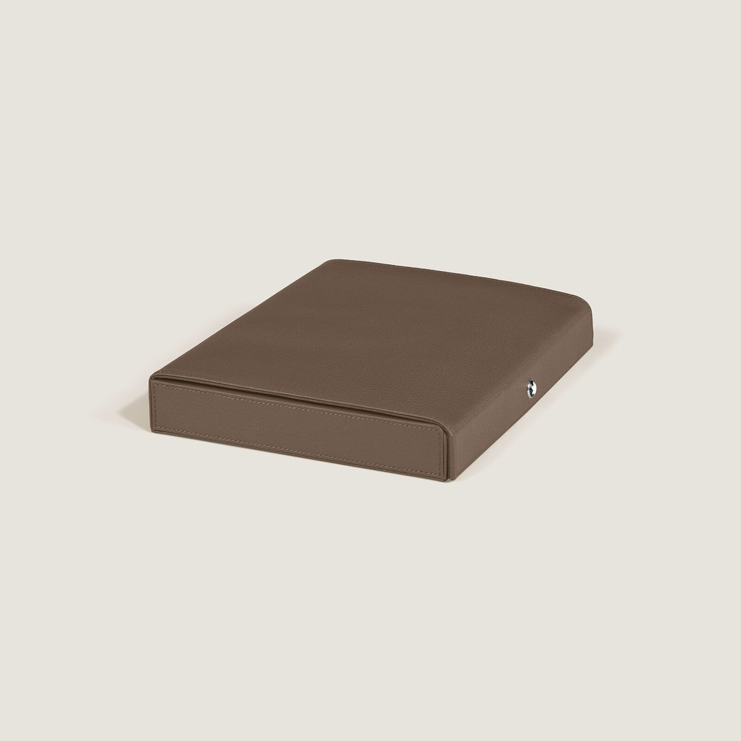 Montblanc Travel Box for 8 Writing Instruments in Grain Leather MB137720