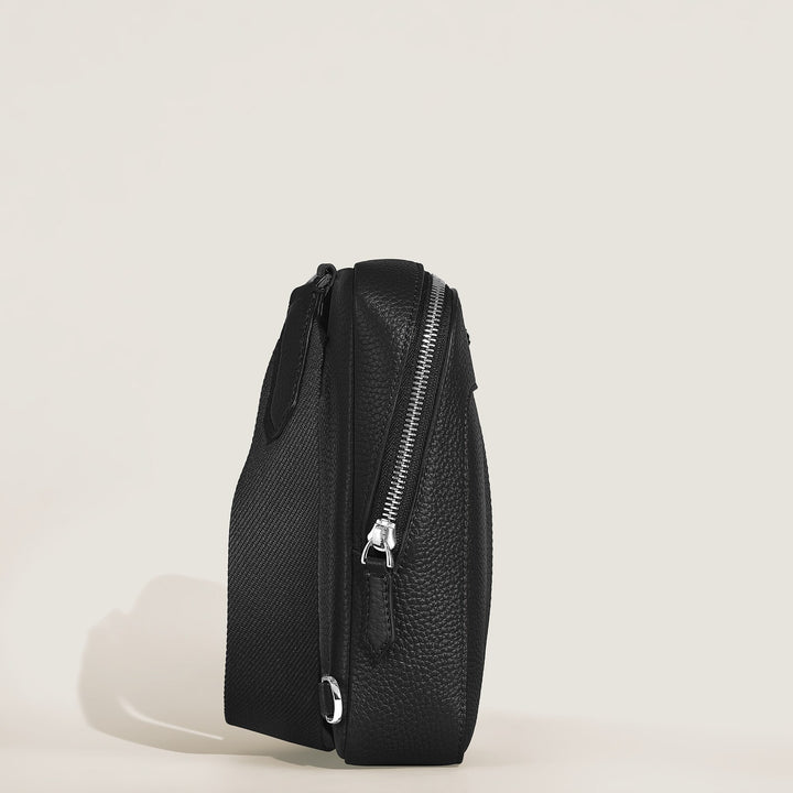 Montblanc Companion on body bag MB220203