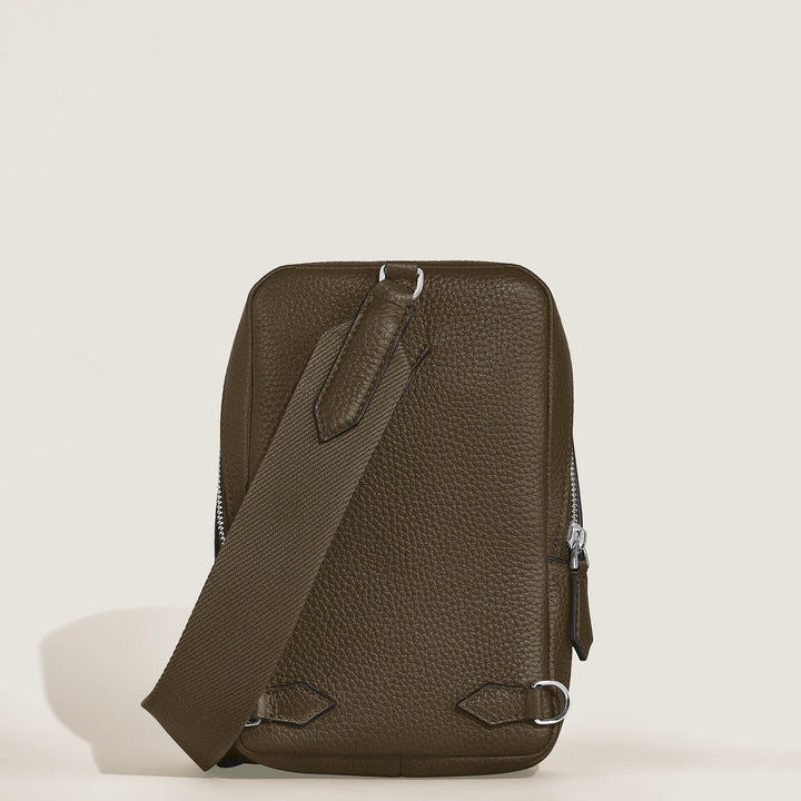 Montblanc Companion on body bag MB220204