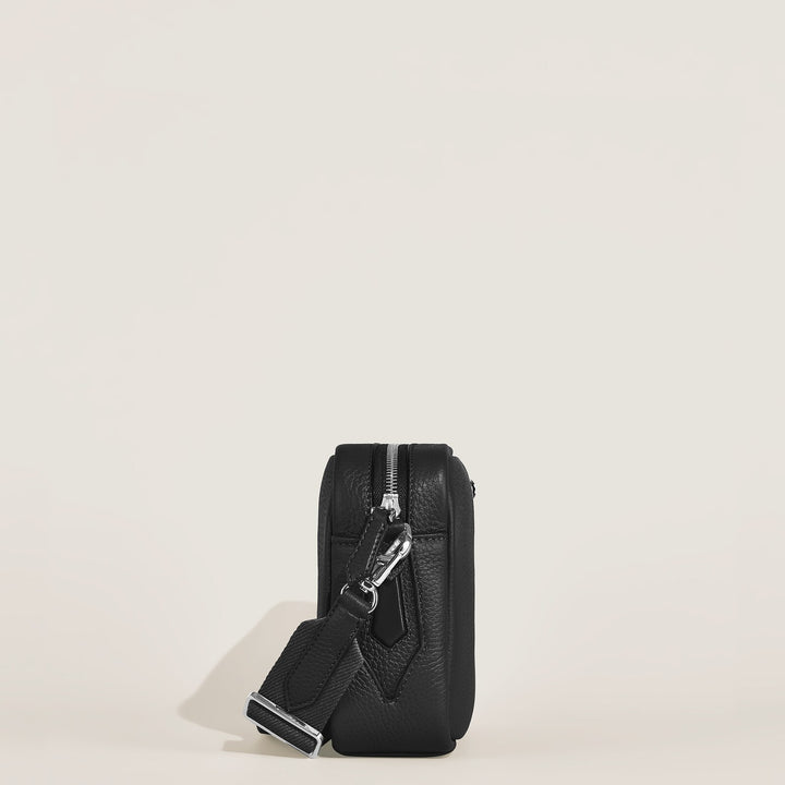 Montblanc Companion crossbody MB220208
