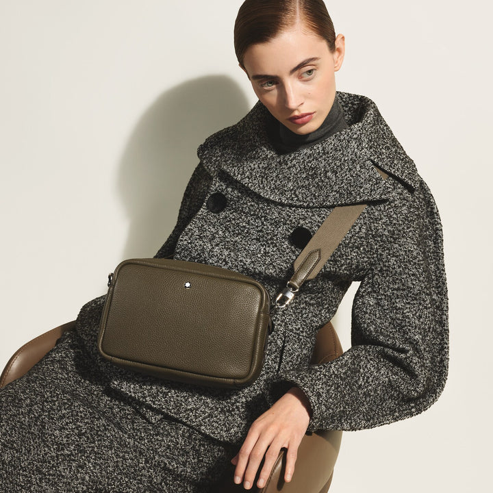Montblanc Companion crossbody MB220210