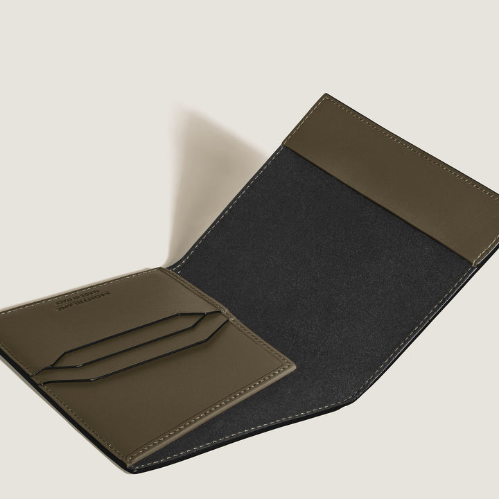 Montblanc Passport Holder in Extreme Leather MB221430