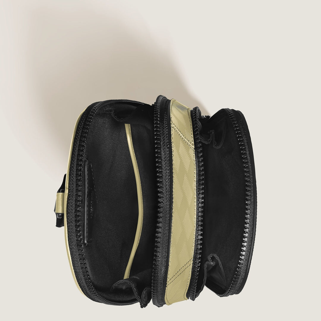 Montblanc Medium On-Body Bag in Extreme Leather MB221600