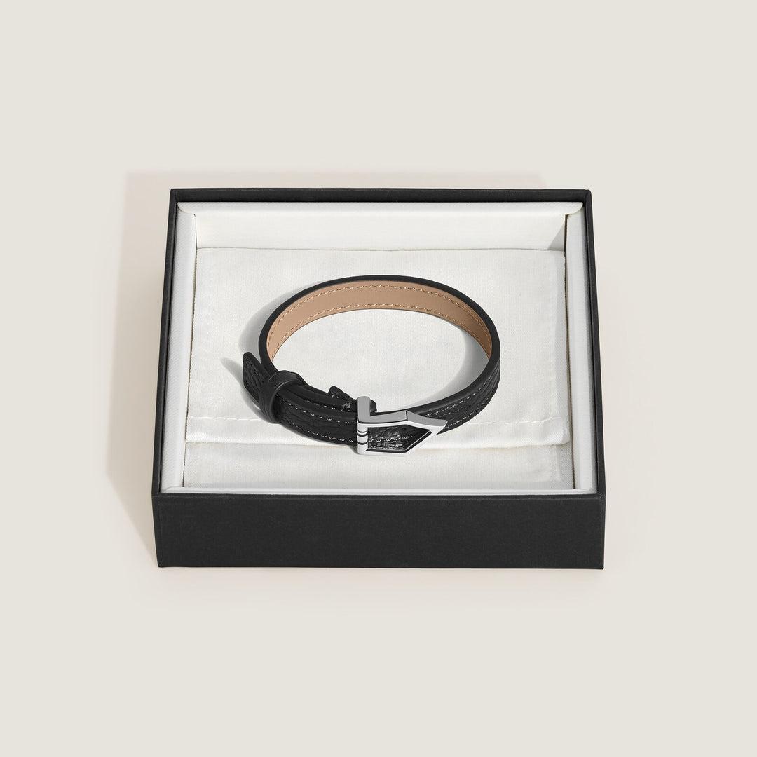 Montblanc Plain Nib Bracelet in Grain Leather MB222746