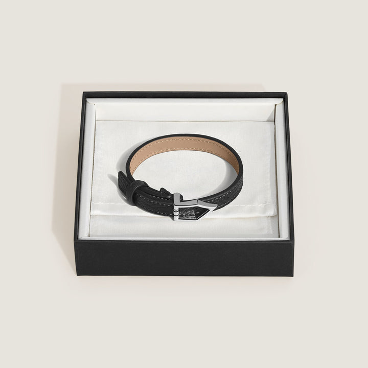 Montblanc Plain Nib Bracelet in Grain Leather MB222746