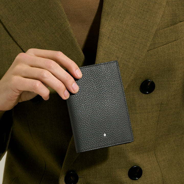 Montblanc Passport Holder in Grain Leather MB223063