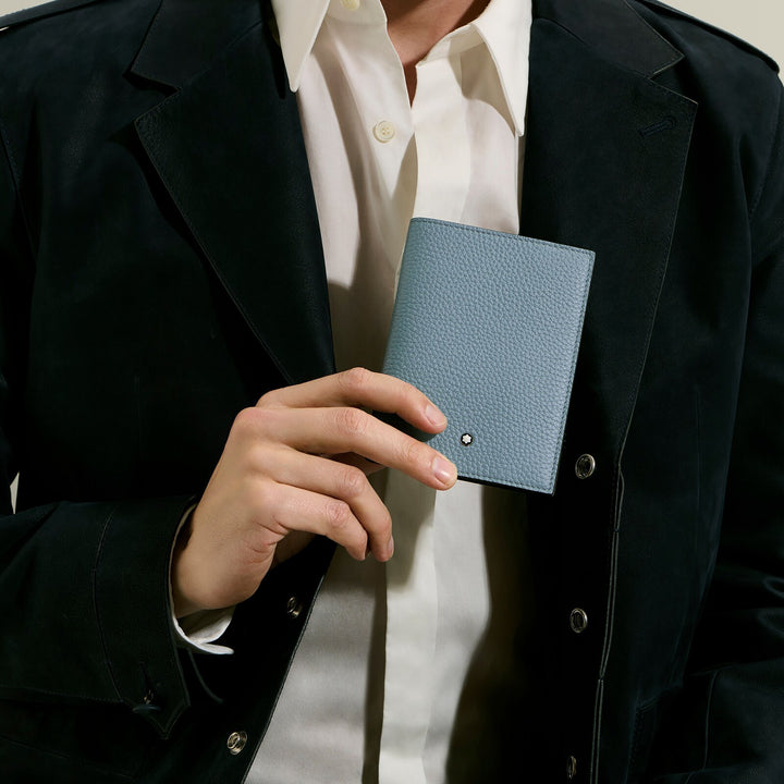 Montblanc Passport Holder in Grain Leather MB223065