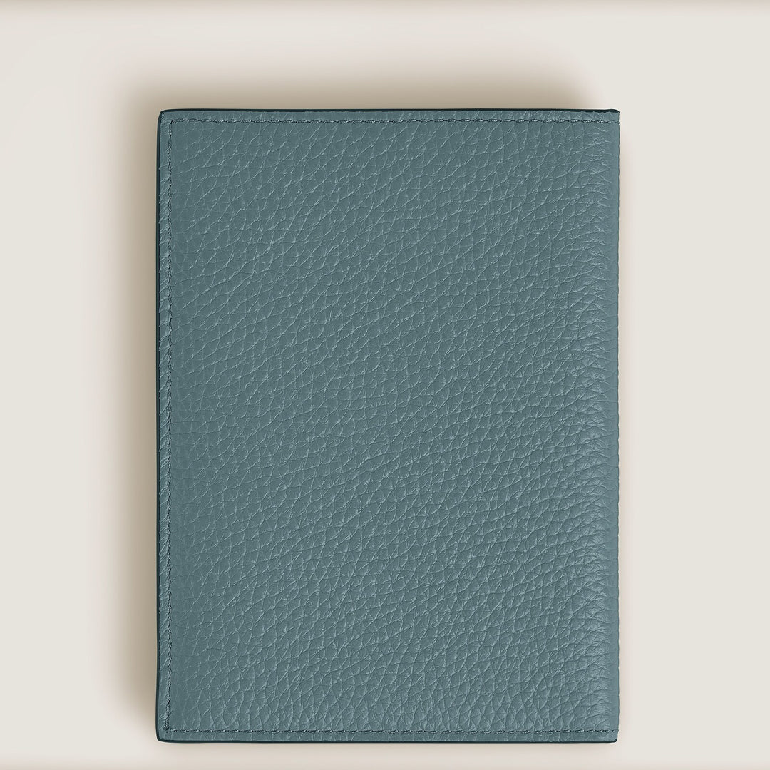 Montblanc Passport Holder in Grain Leather MB223065