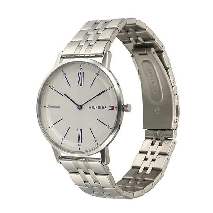 NDTH1791511 Classic Analog Watch for Men