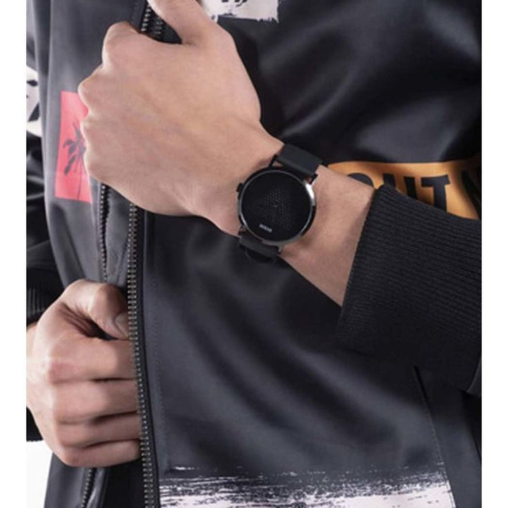 GUESS IMPRINT Men Black Round Dial Analog Watch - W1161G2
