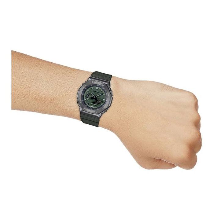 GM-2100B-3ADR GM-2100 Series Chronograph Watch for Men