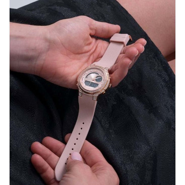 GUESS RAY Women Rose Gold Round Dial Digital Watch - GW0339L2