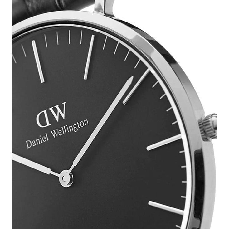 Daniel Wellington DW00100149 Classic Analog Watch for Men