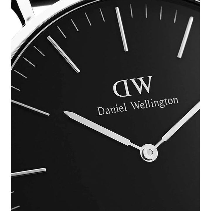 Daniel Wellington DW00100149 Classic Analog Watch for Men