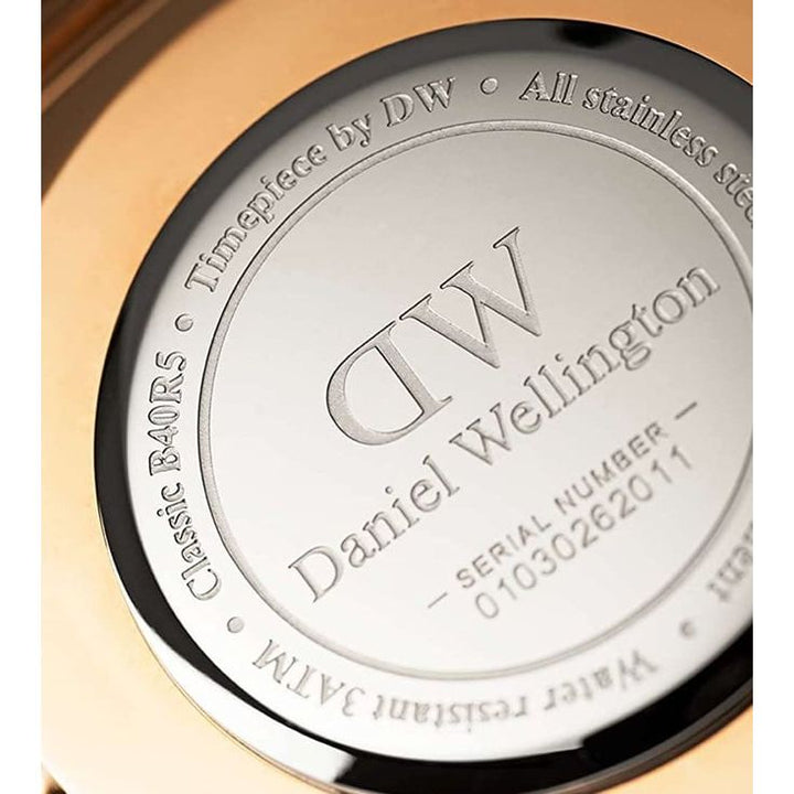 Classic Men Black Round Dial Analog Watch - DW00100129K