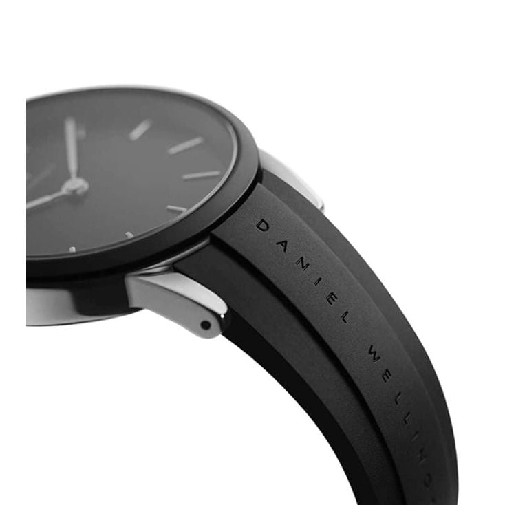 Iconic Men Black Round Dial Analog Watch - DW00100436K