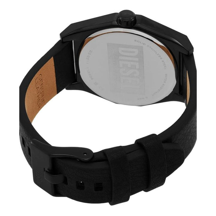 DZ2210SET Scraper Analog Watch for Men with Bracelet