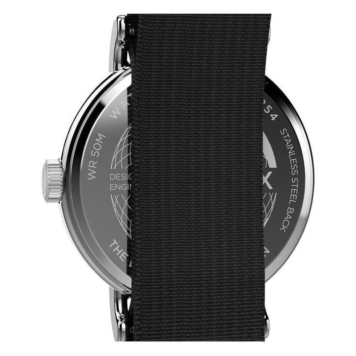 TIMEX TW2W85700UJ Weekender Main Line Analog Watch for Unisex