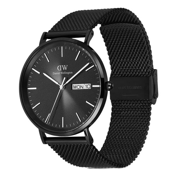 Classic Extension Black Round Dial Analogue Men Watch - DW00100831K