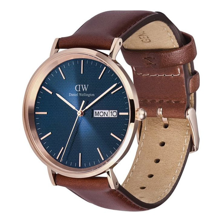 Classic Extension Blue Round Dial Analogue Men Watch - DW00100830K