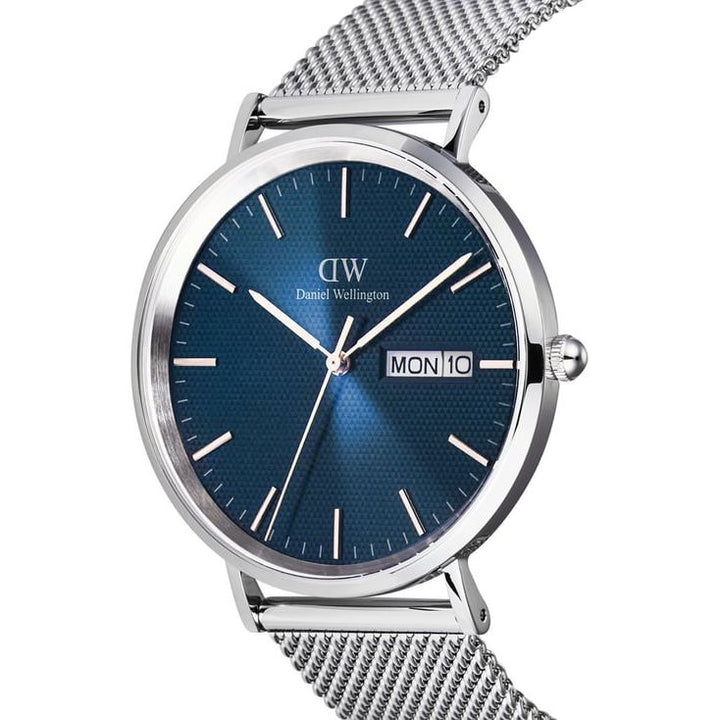 Classic Extension Blue Round Dial Analogue Men Watch - DW00100833K