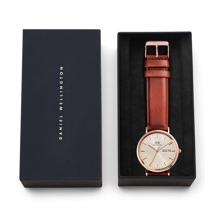 Classic Extension Champagne Round Dial Analogue Men Watch - DW00100829K