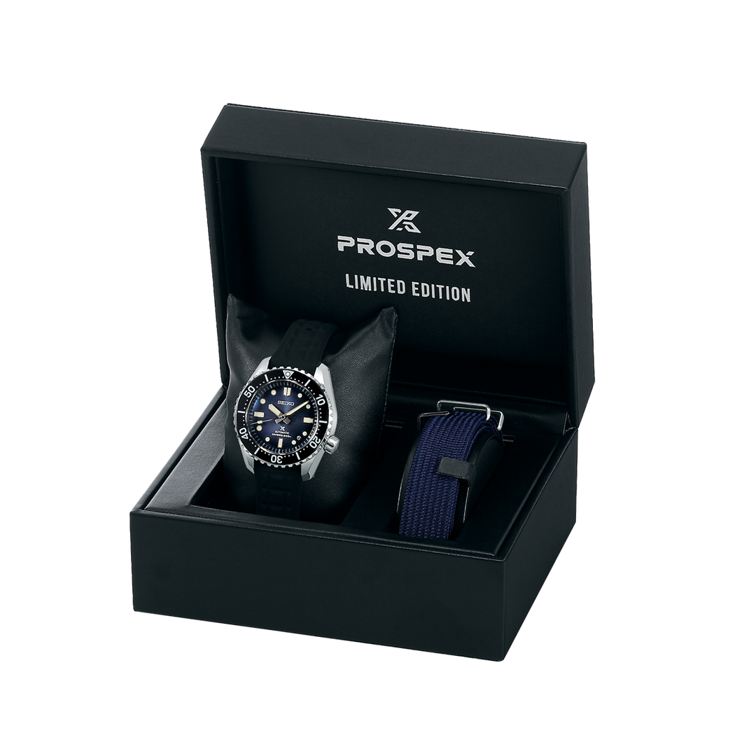 Seiko Prospex Antarctic Ice 1968 Professional Divers Re-Creation - SLA055J1