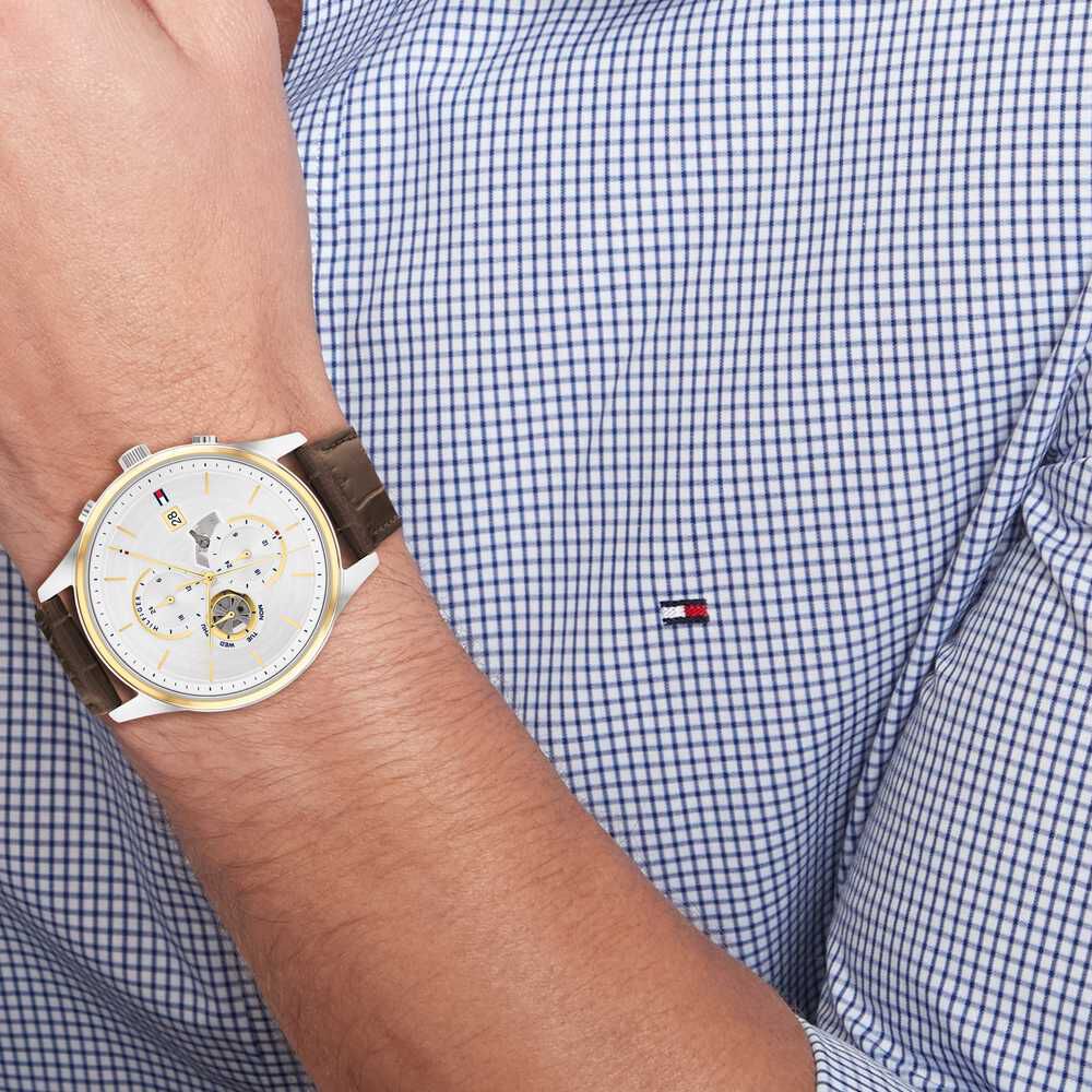 Tommy Hilfiger Silver Dial Quartz Analog Watch For Men