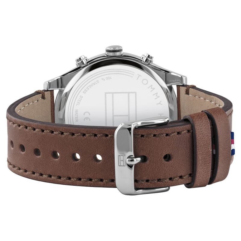 https://www.titan.co.in/dw/image/v2/BKDD_PRD/on/demandware.static/-/Sites-titan-master-catalog/default/dw85e59ab9/images/Helios/Catalog/TH1791741_3.jpg?sw=800&amp;sh=800