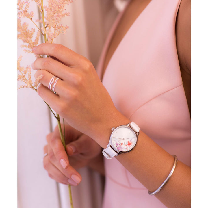 TIMEX Crystal Women White Round Dial Analog Watch - TW2R66800UJ