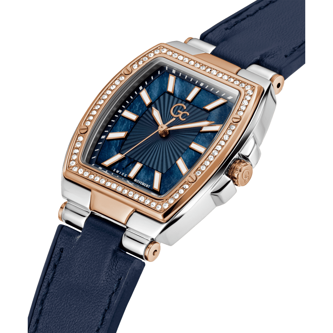 Gc Couture Tonneau Mid Size Flexstrap Y90002L7MF