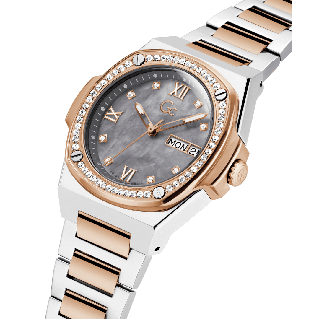 Gc Coussin Shape Lady Large Size Metal Y98001L5MF