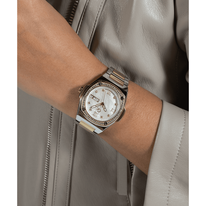 Gc Coussin Shape Lady Large Size Metal Y98008L1MF