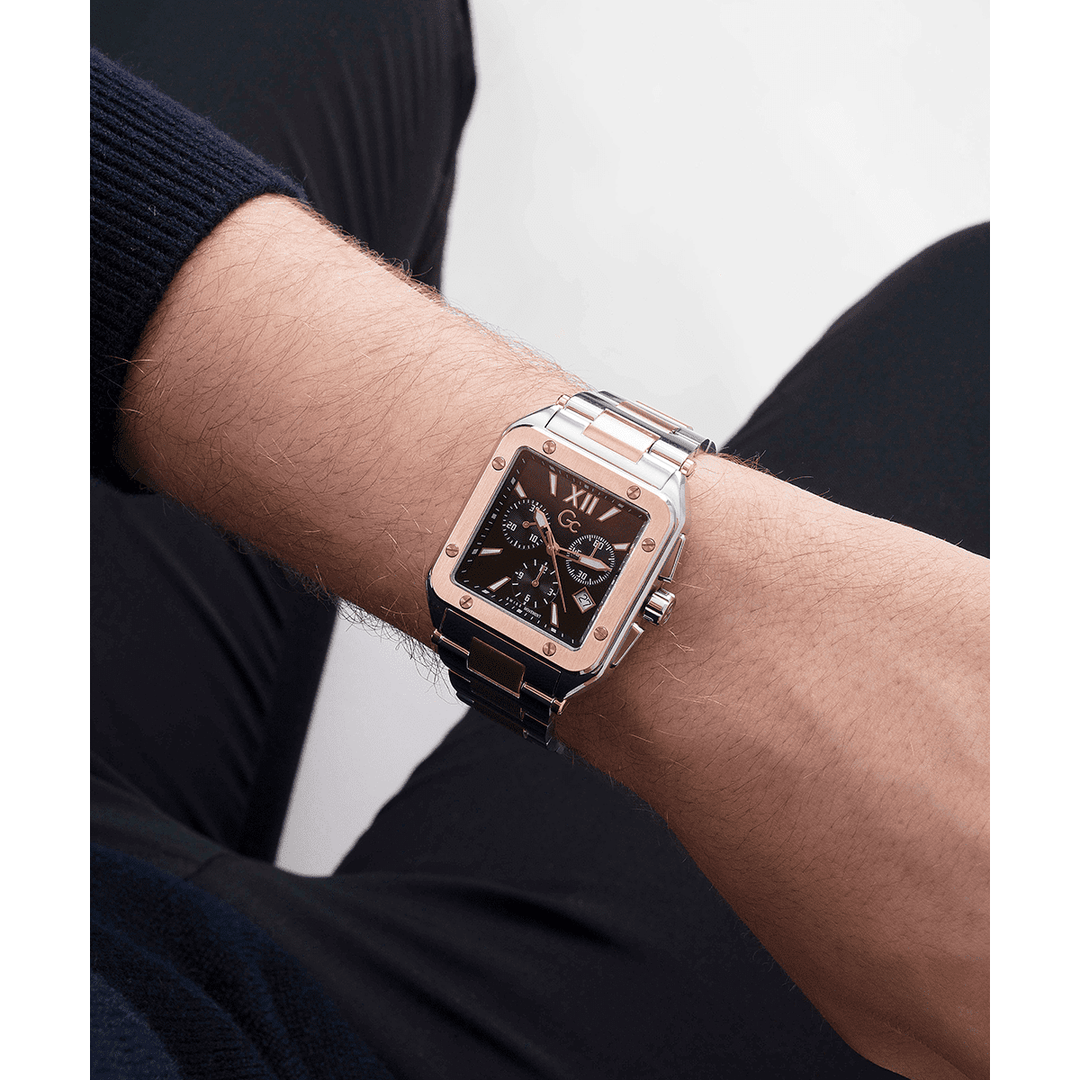 Gc Couture Square Mens Chrono Metal Z08001G2MF