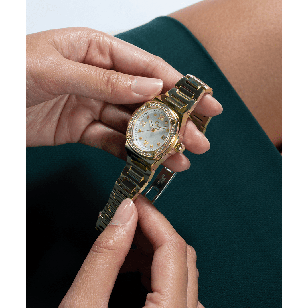 Gc Coussin Shape Mini Small Size Metal Z12005L1MF