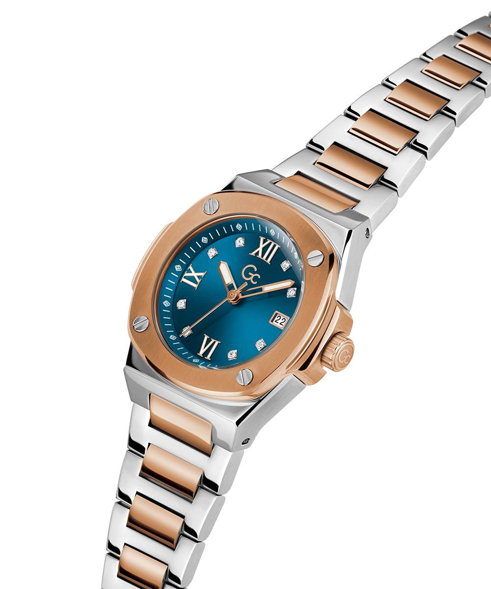Gc Watch Coussin Shape Mini Z12011L7 Blue Dial Women&